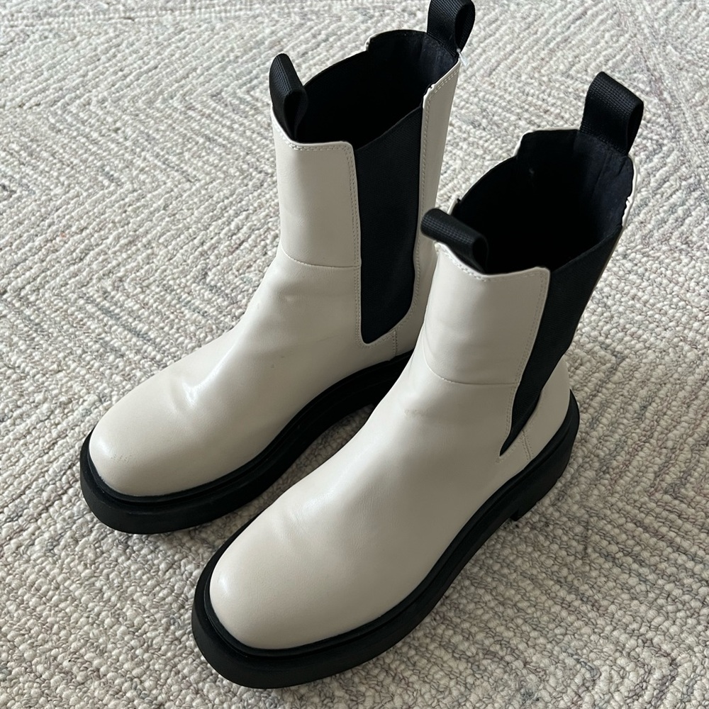 Chunky White/Black Boots